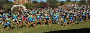 10/12 Postal de la puesta en calor antes de la Maratón Proyecto Jesús.